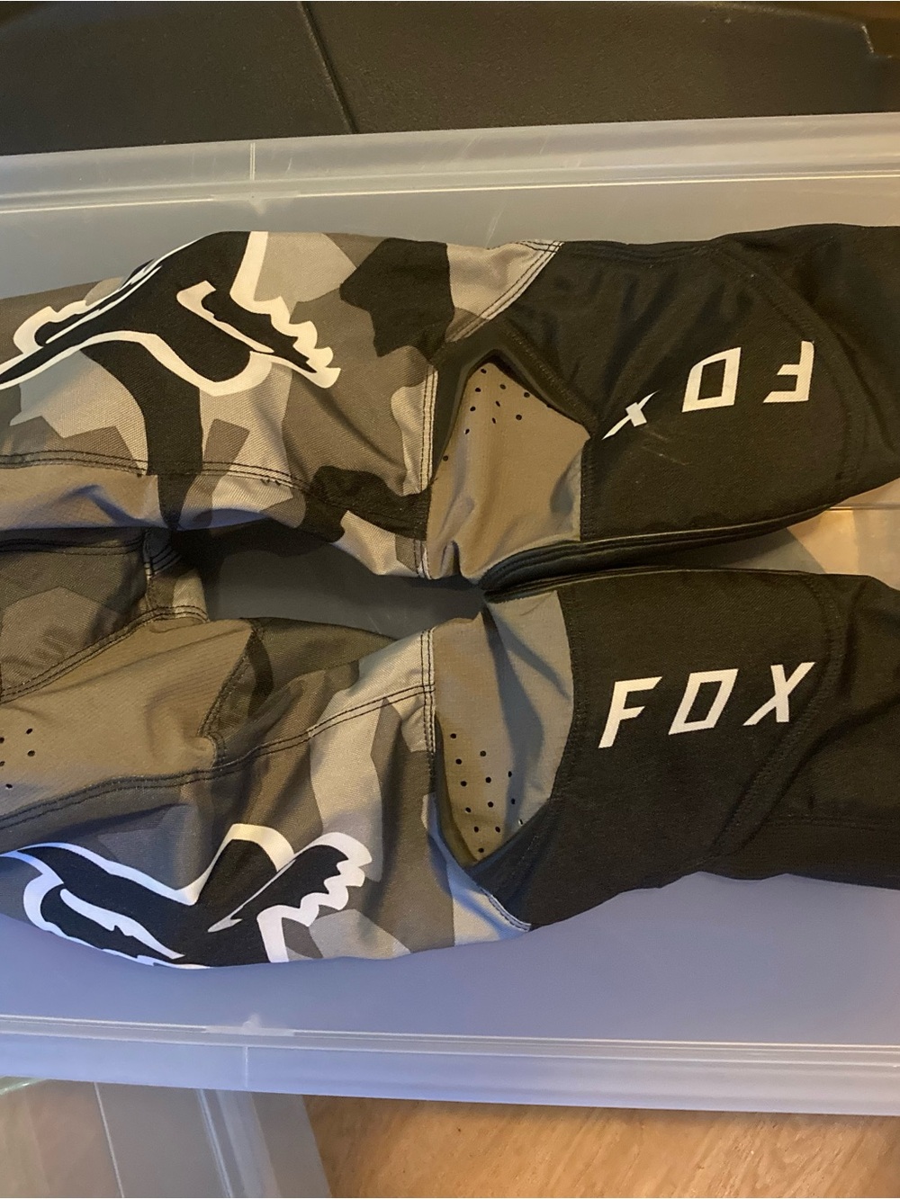 Fox Kids Black & Gray Camo Jogger Pants